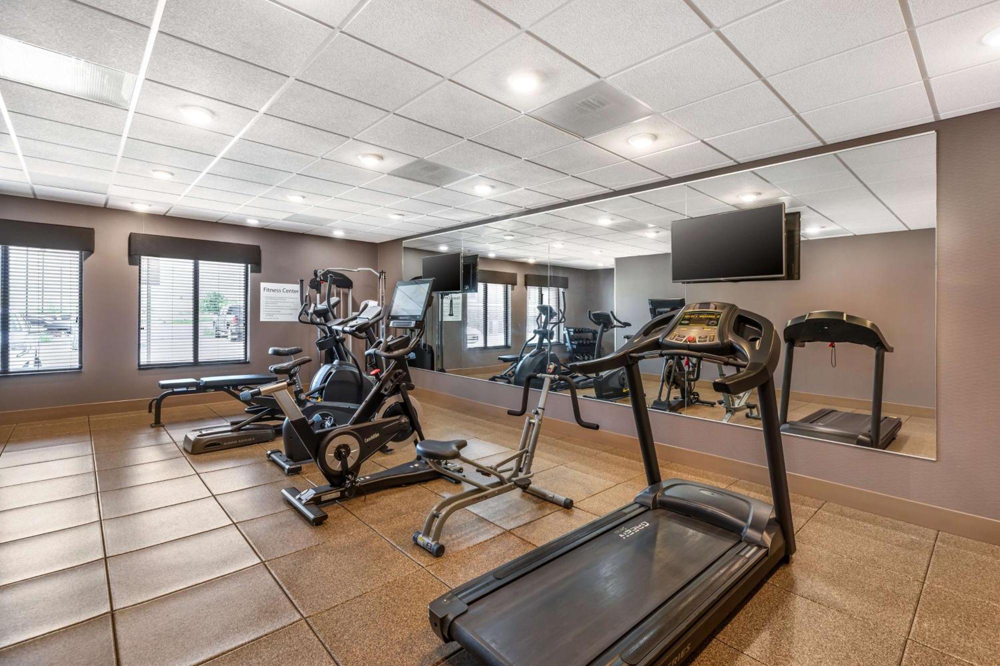 Best Western Plus Casper Inn & Suites Extérieur photo